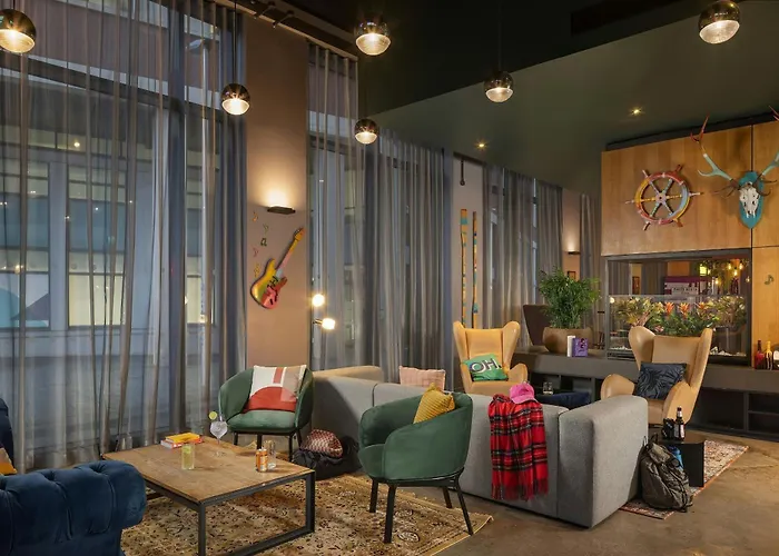 Moxy Glasgow Merchant City